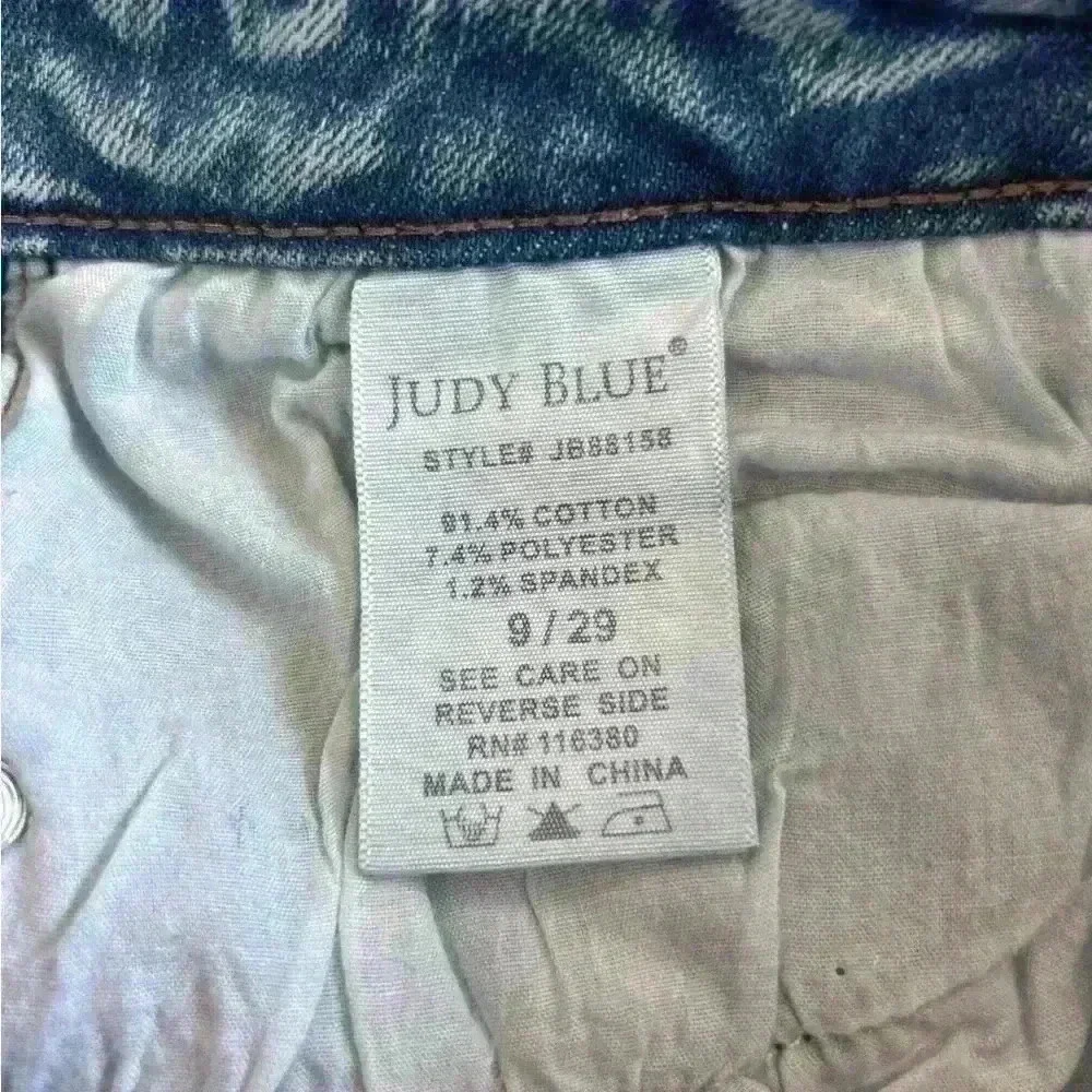 Judy Blue Mid Rise Acid Wash Jeans stretch denim. SZ. 9/29